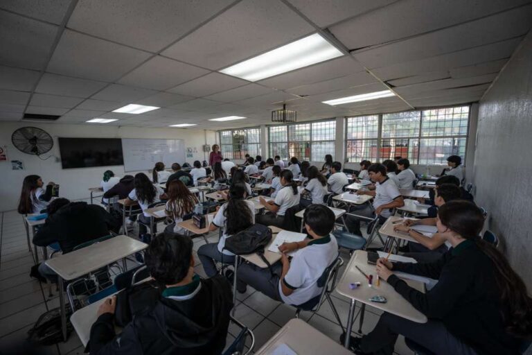 a3caf6ae-a25e-460f-9edf-110f131cb2f5